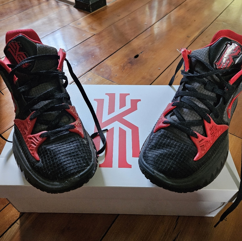Nike Kyrie Low 4